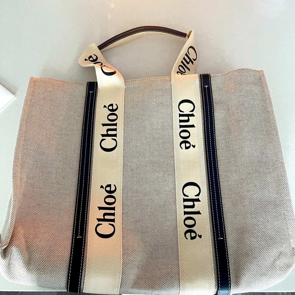Chloe Woody Large Tote Bag in Linen